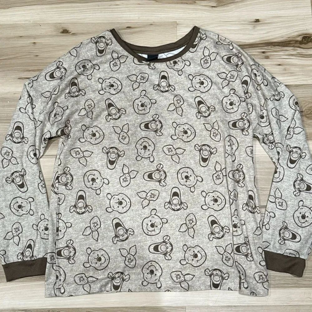 Disney Winnie The Pooh Character Soft Top Long Sleeve Women’s Large